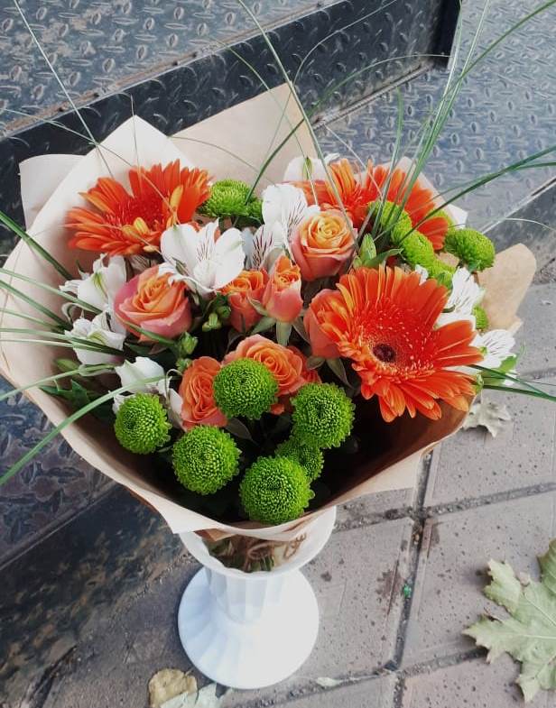 Букет цветов из: Герберы, Хризантемы, Альстромерии и Розы в Северское
