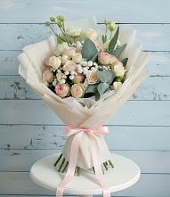 Букет цветов из:  Розы и Лизиантусы #REPLACE_PRED# Северское