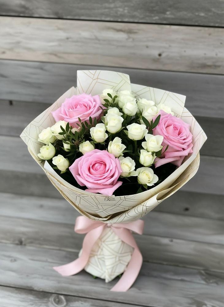 Букет цветов из: Розы в Северское