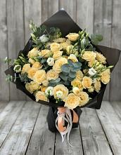 Букет цветов из:  Розы и Лизиантусы #REPLACE_PRED# Северское