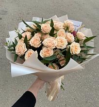 Букет Кремовые розы Латте в Северское