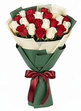 Букет Микс из красных и белых роз #REPLACE_PRED# Северское