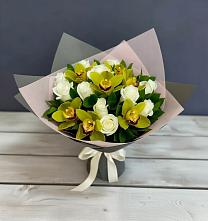 Букет цветов из:  Орхидеи и Розы в Северское