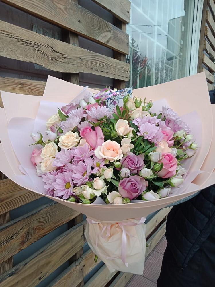 Букет цветов из: Розы и Хризантемы в Северское