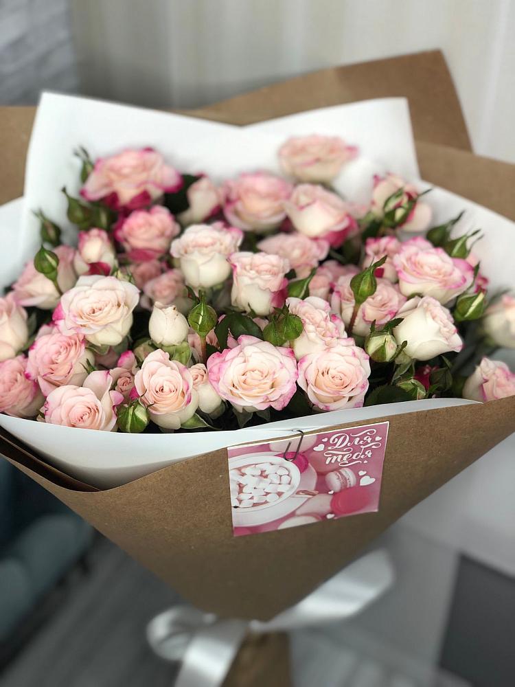 Букет цветов из: Розы в Северское