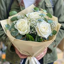 Букет цветов из:  Розы в Северское