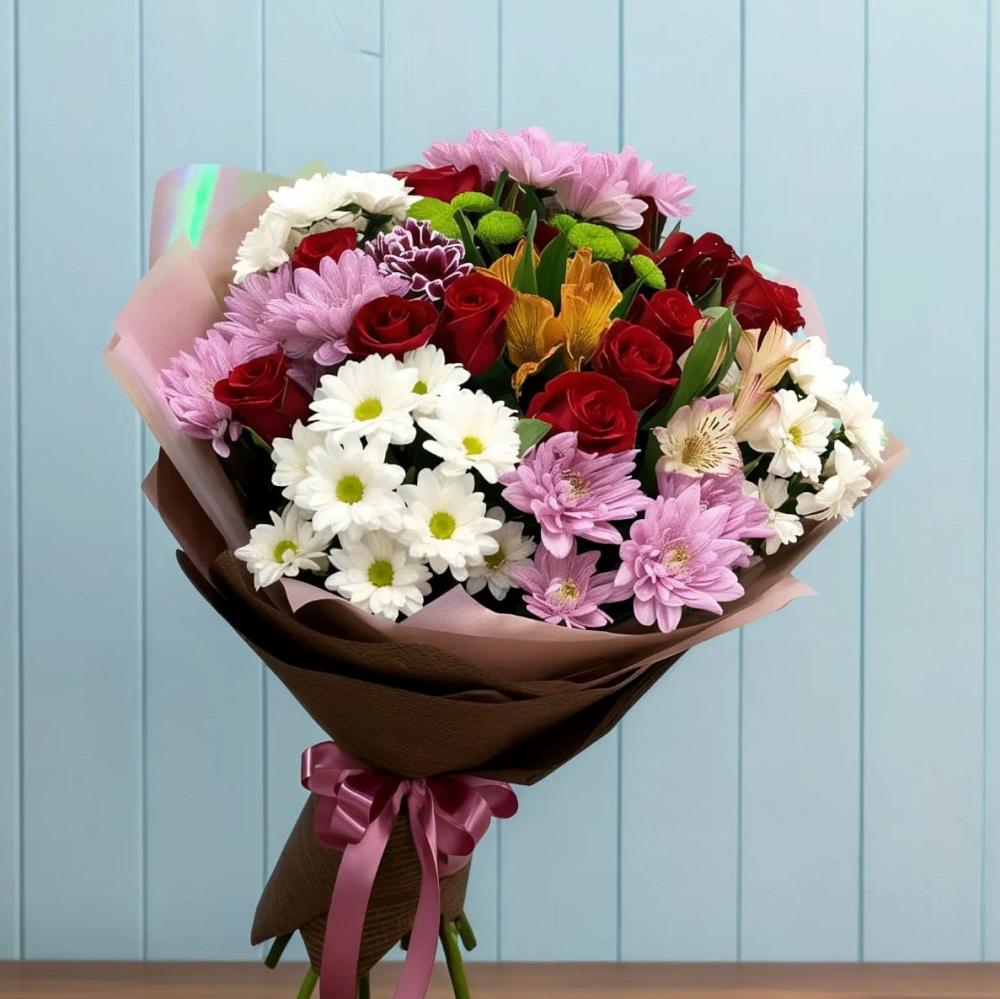 Букет цветов из: Розы, Хризантемы и Альстромерии в Северское