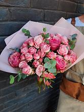 Букет цветов из:  Розы в Северское