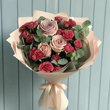 Букет цветов из:  Гвоздики и Розы #REPLACE_PRED# Северское